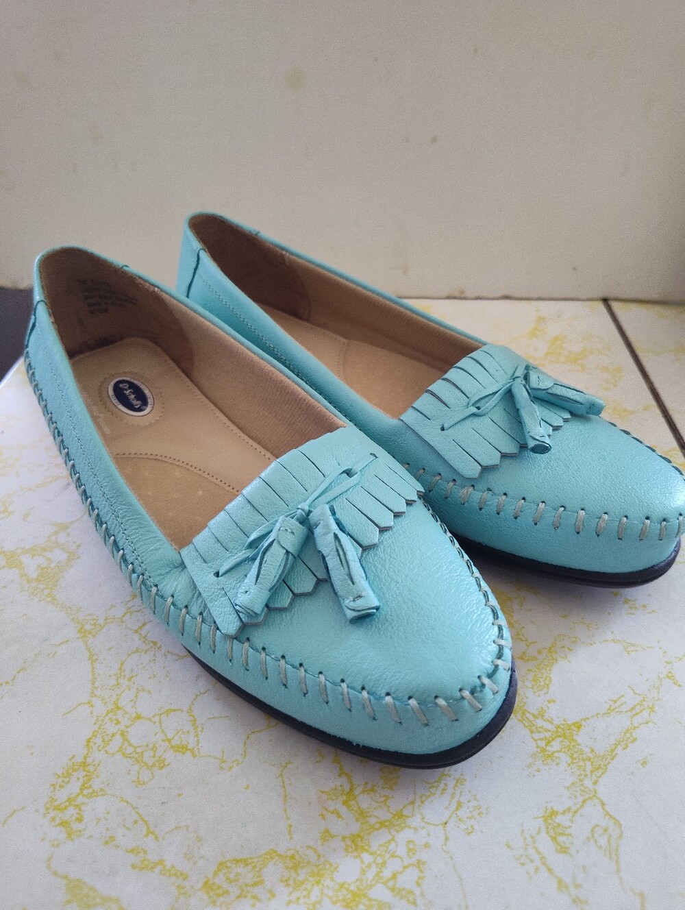 Women's Dr. Scholl's Aqua Blue Moccasins Size 7M